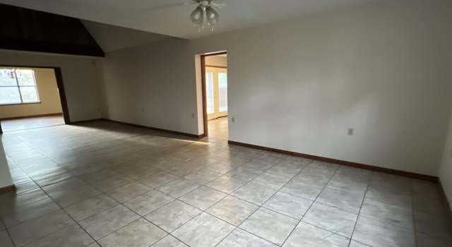 Photo of 3223 Maple St, Crestview, FL 32539