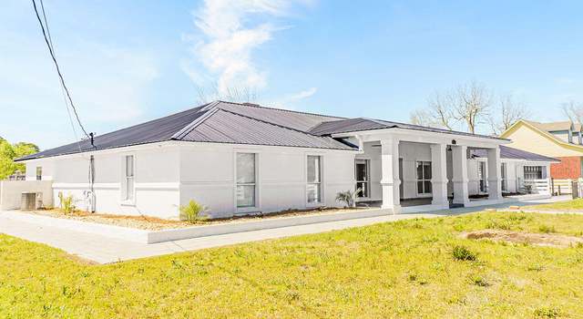 Photo of 2115 Stallion Rd, Cantonment, FL 32533