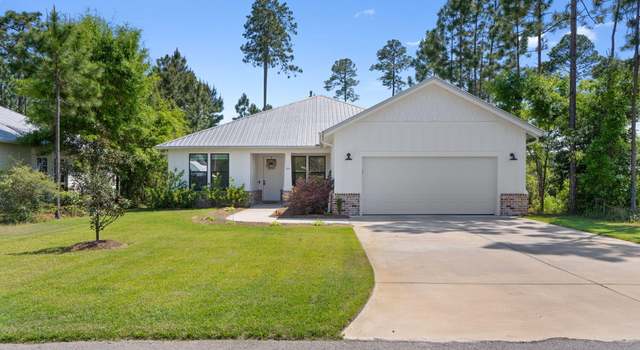 Photo of 64 E Grizzly St, Freeport, FL 32439