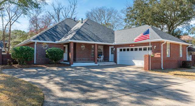 Photo of 1700 Dellmont Cv, Niceville, FL 32578