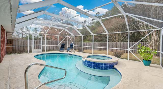 Photo of 730 Denise Dr, Crestview, FL 32536