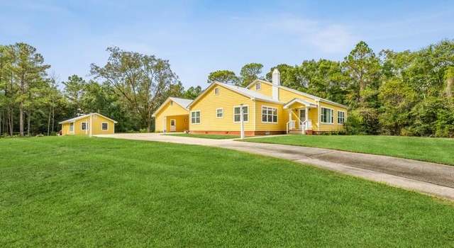 Photo of 443 Bob Sikes Rd, Defuniak Springs, FL 32435