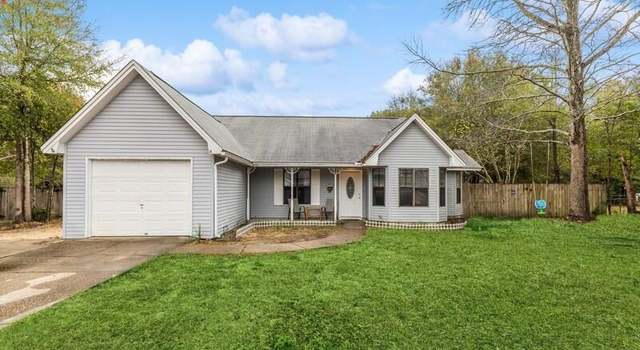 Photo of 131 E Walker Cir, Crestview, FL 32539