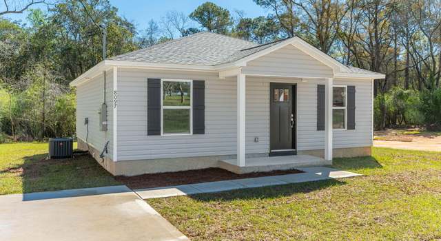 Photo of 8097 THIRD St, Laurel Hill, FL 32567