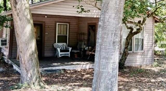 Photo of 404 E Chestnut Ave, Crestview, FL 32539