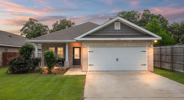 Photo of 1534 Hickory St, Niceville, FL 32578