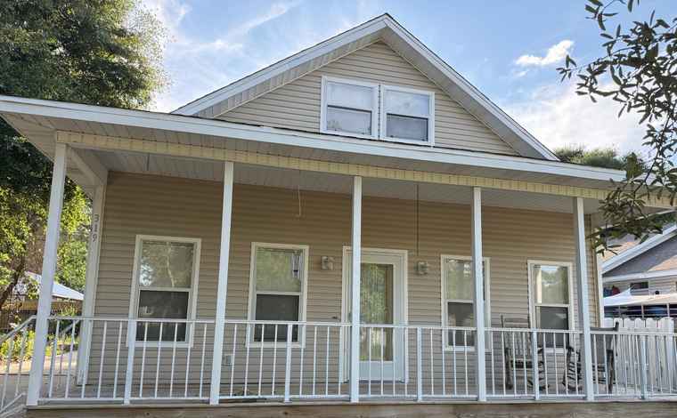 Photo of 319 Main St Destin, FL 32541