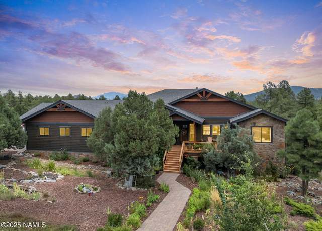Property at 300 Fairway Dr, Williams, AZ 86046, 4 beds, 2.5 baths