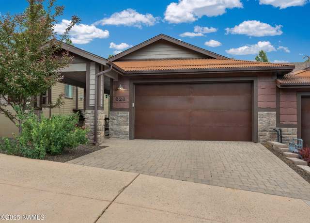 Property at 628 N Forest View Dr, Flagstaff, AZ 86001, 3 beds, 2.5 baths