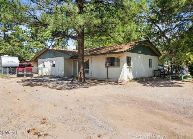 Property at 2315 N Center St, Flagstaff, AZ 86004, 6 beds, 2 baths