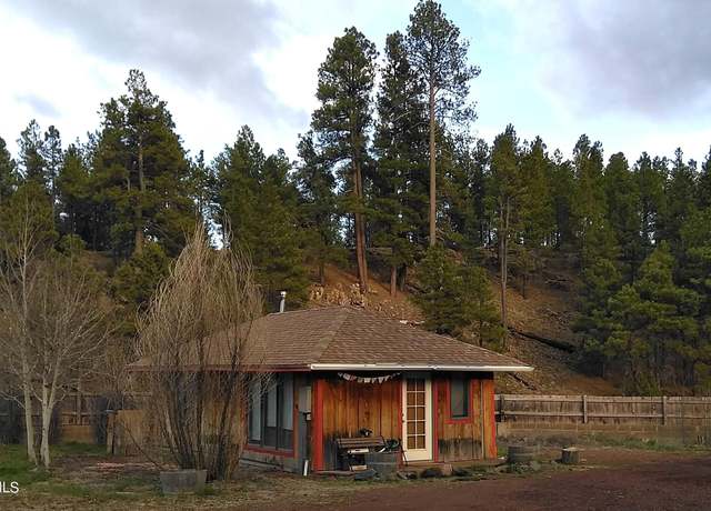 Property at 1600 S River Valley Rd, Flagstaff, AZ 86004, 4 beds, 4.5 baths