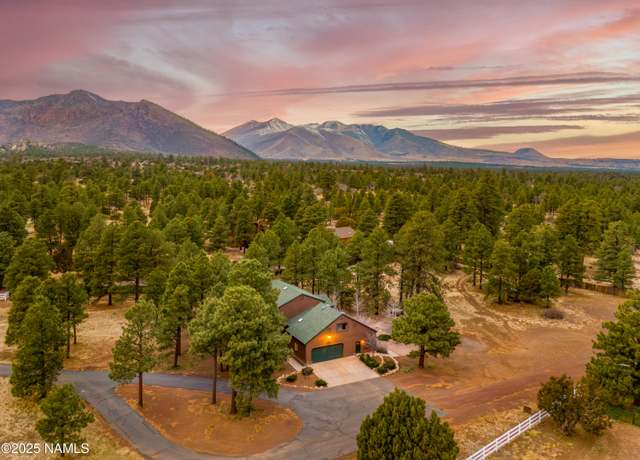 Property at 8445 Caballo Way, Flagstaff, AZ 86004, 5 beds, 4 baths