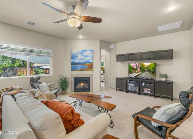 Property at 1060 N Pine Cliff Dr, Flagstaff, AZ 86001, 4 beds, 2 baths