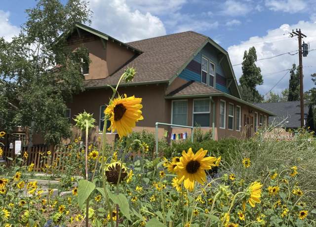 Property at 309 N Humphreys St, Flagstaff, AZ 86001, 6 beds, 5 baths