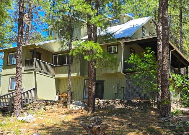 Property at 3371 Tonalea Trl, Flagstaff, AZ 86005, 4 beds, 3 baths