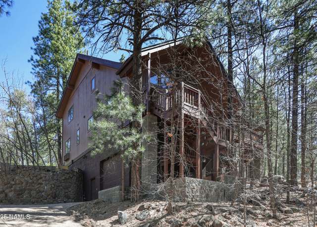 Property at 310 E Apache Rd, Munds Park, AZ 86017, 3 beds, 3.5 baths
