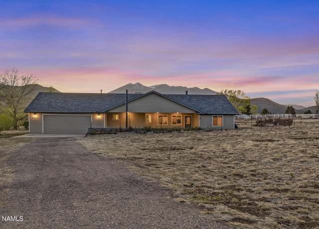 Property at 8210 April Dr, Flagstaff, AZ 86004, 3 beds, 2.5 baths