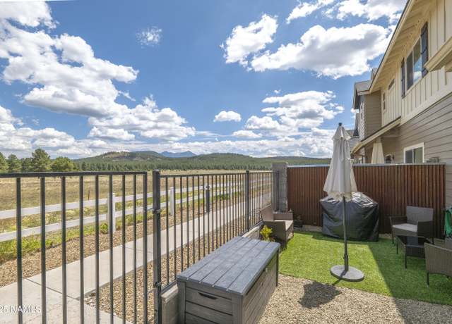 Property at 12296 Curtis Ct, Bellemont, AZ 86015, 3 beds, 2.5 baths