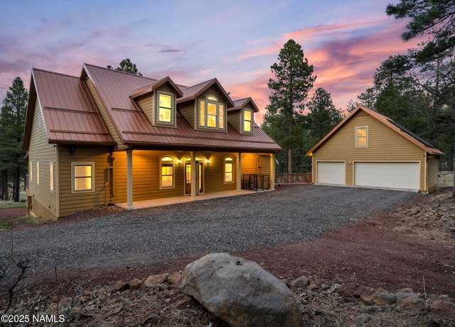 Property at 284 E Foothill Trl, Williams, AZ 86046, 3 beds, 3.5 baths