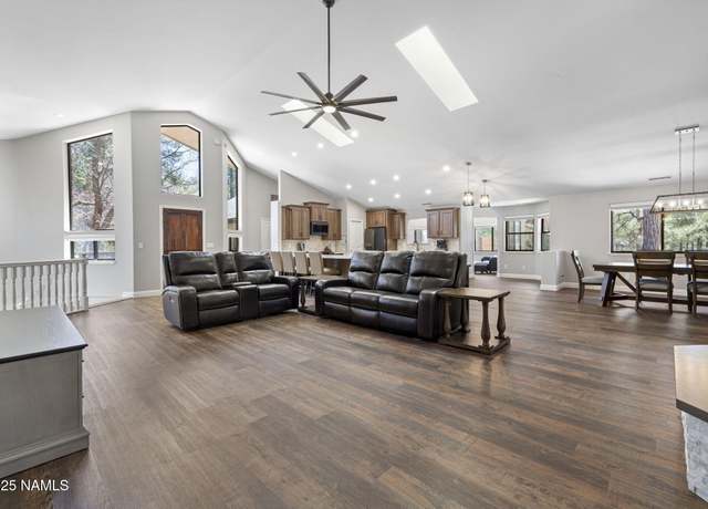Property at 1421 W University Heights Dr S, Flagstaff, AZ 86005, 5 beds, 3 baths