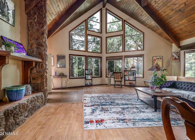 Property at 17805 S Highland Pl, Munds Park, AZ 86017, 4 beds, 3.5 baths