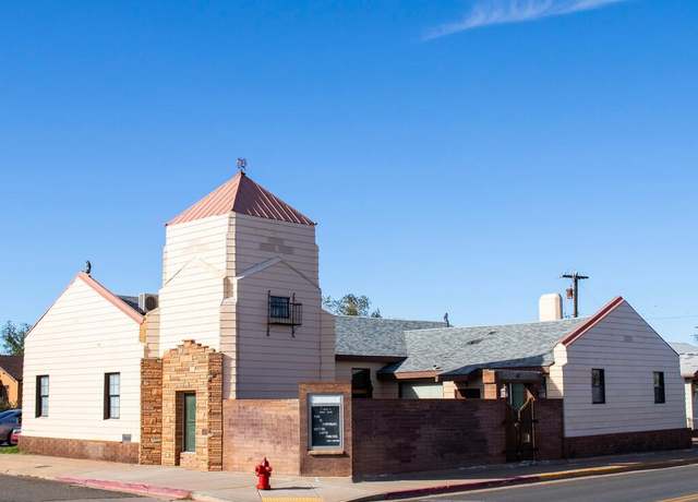Property at 601 N Berry Ave, Winslow, AZ 86047, 4 beds, 3 baths