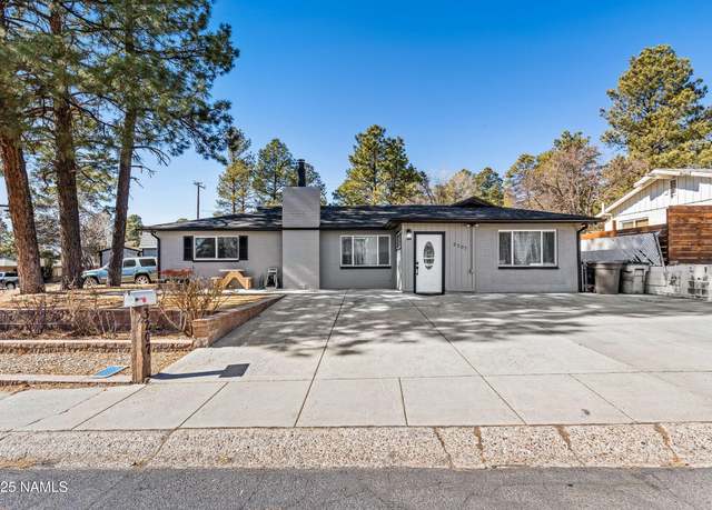 Property at 3207 N Steves Blvd, Flagstaff, AZ 86004, 4 beds, 2 baths