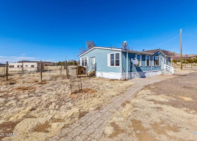Property at 13206 Townsend Winona Rd, Flagstaff, AZ 86004, 3 beds, 2 baths