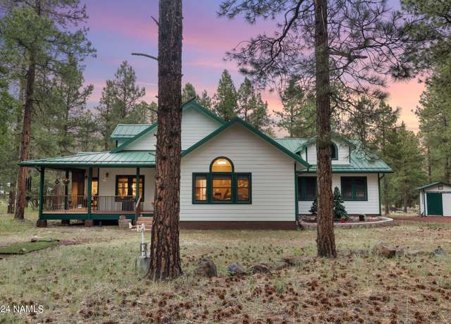 Property at 129 E Foothill Trl, Williams, AZ 86046, 3 beds, 2 baths