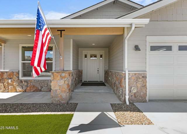 Property at 818 S Torrey Pines Dr, Williams, AZ 86046, 3 beds, 2.5 baths