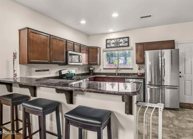 Property at 2690 W Jaclyn Dr, Flagstaff, AZ 86001, 3 beds, 2.5 baths