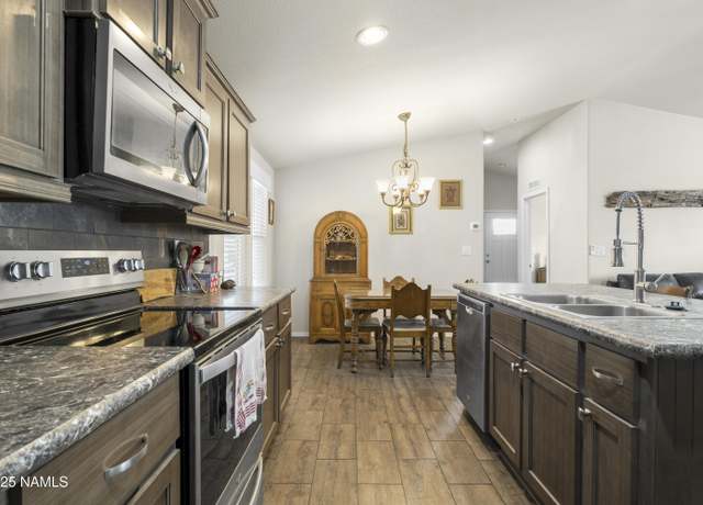 Property at 52 Mann Cir, Camp Verde, AZ 86322, 3 beds, 2 baths