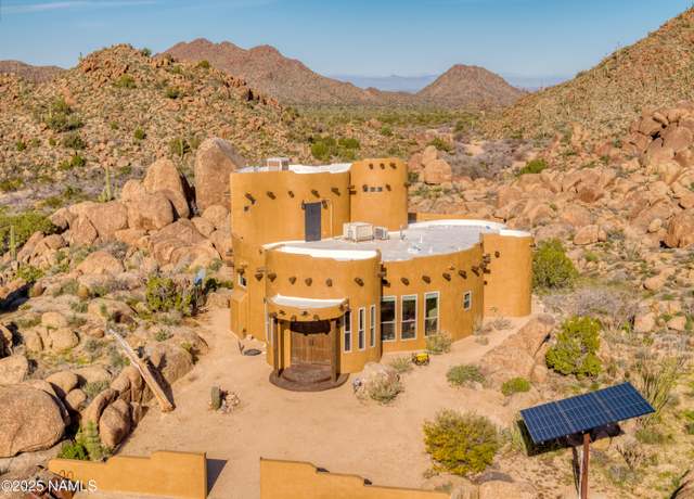 Property at 17445 S La Cienega Ranch Rd, Yucca, AZ 86438, 3 beds, 3 baths