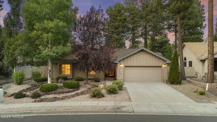 Photo of 2298 S Highland Mesa Rd Flagstaff, AZ 86001