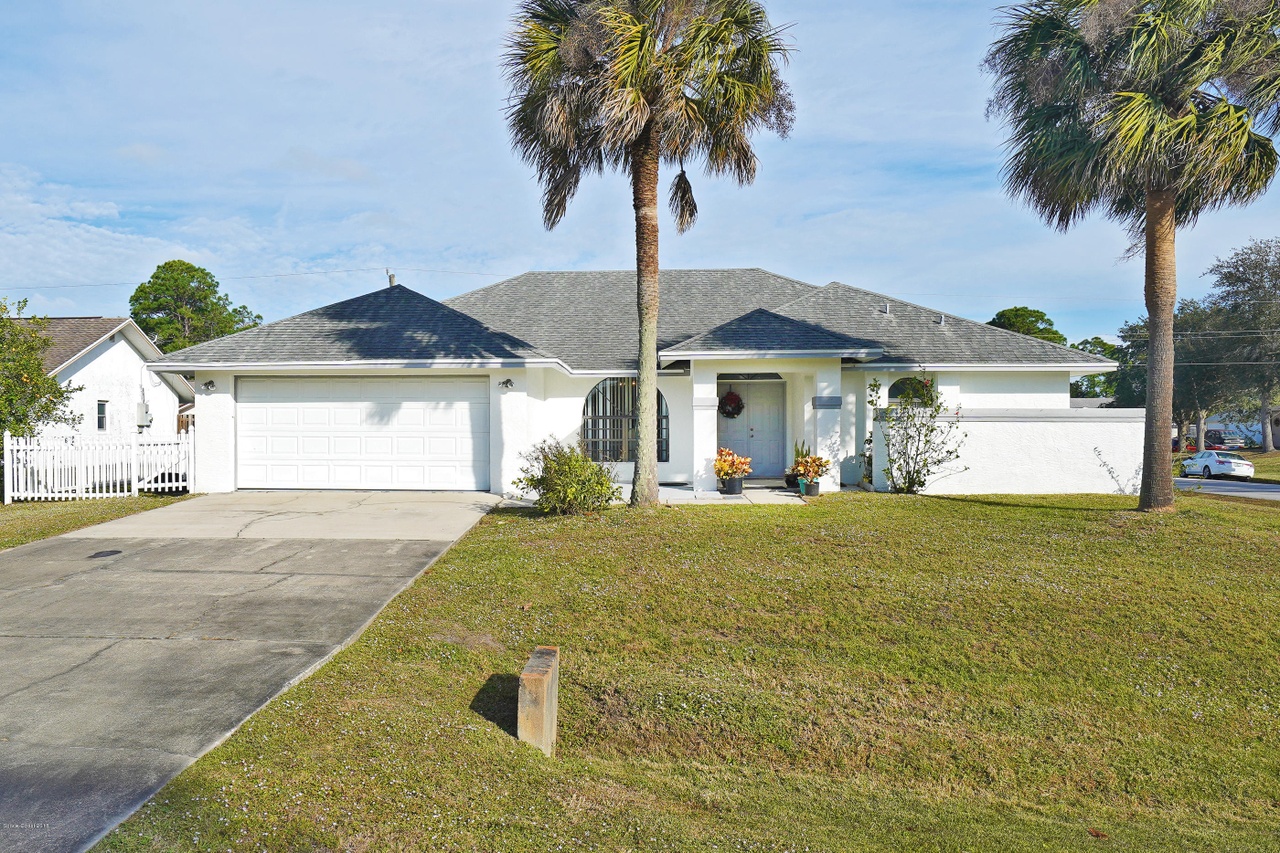 49 Emerson Dr NW, Palm Bay, FL 32907 MLS 832796 Redfin
