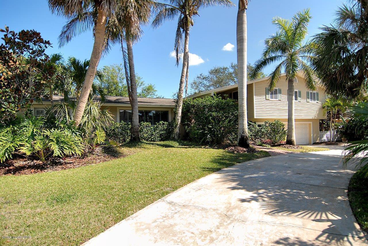 405 Riverside Dr, Melbourne Beach, FL 32951 | MLS# 805836 ...