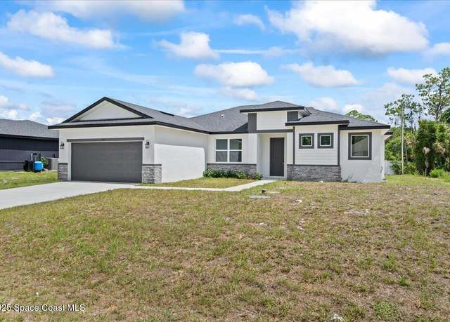 Property at 475 Flat River St SW, Palm Bay, FL 32908, 3 beds, 2 baths