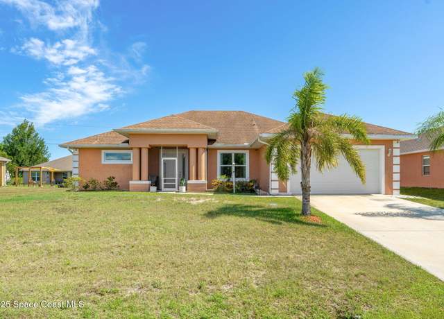 Property at 462 Gancedo St SW, Palm Bay, FL 32908, 3 beds, 3 baths