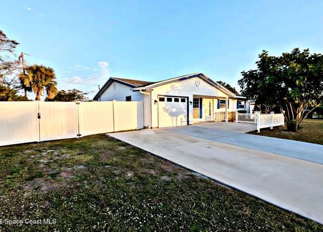 Property at 1023 Eyerly Ln NE, Palm Bay, FL 32905, 3 beds, 2 baths