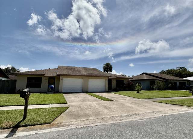 Property at 55 W Towne Pl, Titusville, FL 32796, 4 beds, 4 baths