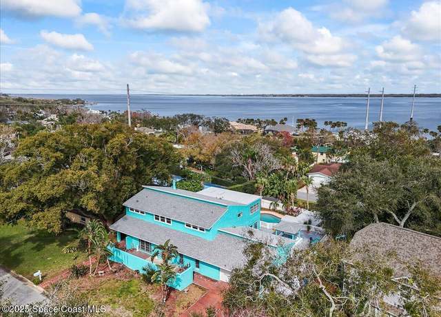 Property at 3216 Buckingham Ln, Cocoa, FL 32926, 5 beds, 3 baths