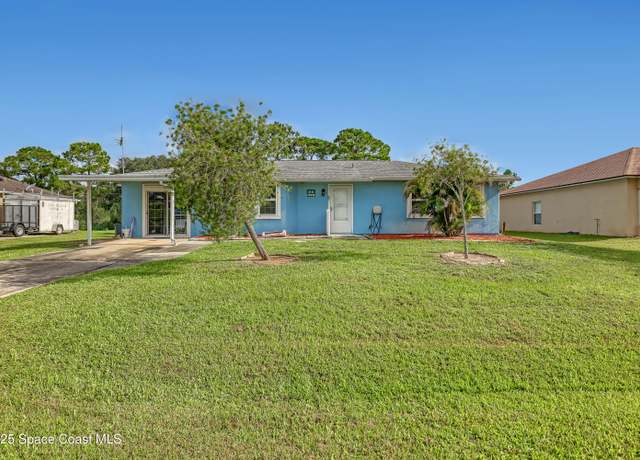 Property at 561 Belvedere Rd NW, Palm Bay, FL 32907, 2 beds, 1 bath