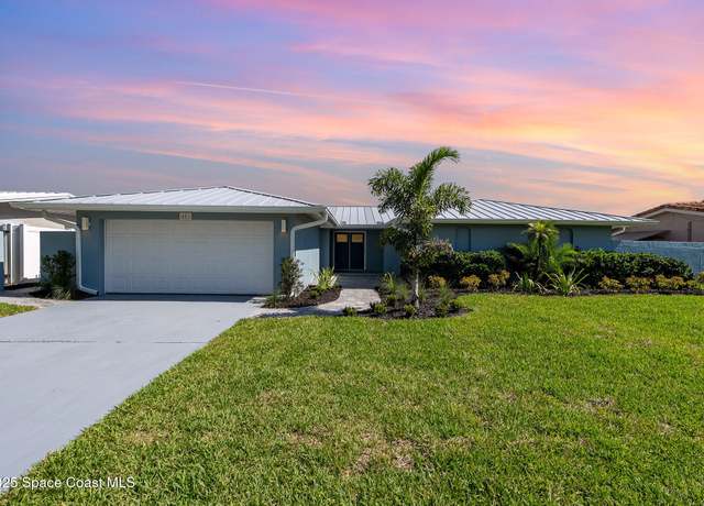 Property at 451 Bridgetown Ct, Satellite Beach, FL 32937, 3 beds, 2.5 baths
