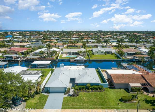 Property at 451 Bridgetown Ct, Satellite Beach, FL 32937, 3 beds, 2.5 baths