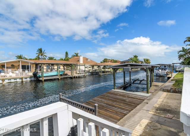 Property at 1730 E Central Ave, Merritt Island, FL 32952, 5 beds, 2 baths