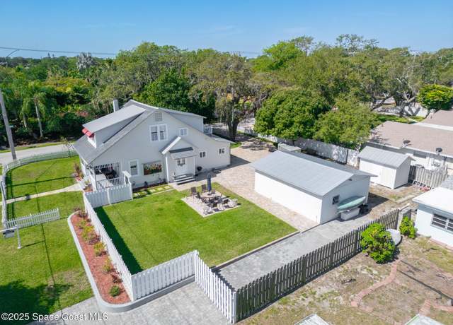 Property at 1248 Highland Ave, Melbourne, FL 32935, 3 beds, 3 baths