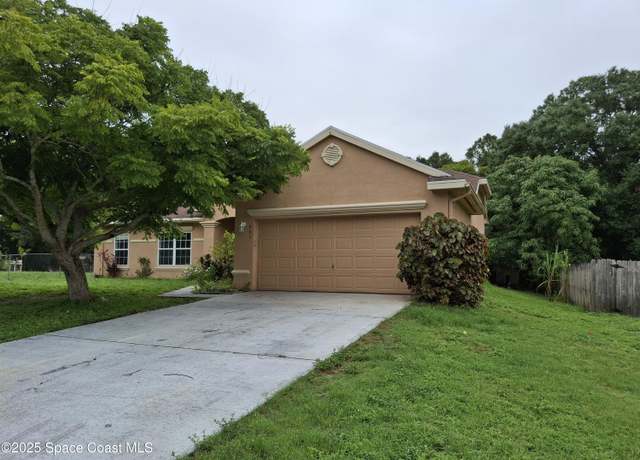 Property at 991 Zamora St SE, Palm Bay, FL 32909, 3 beds, 2 baths