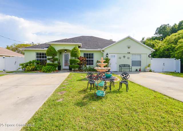 Property at 418 SE Essex Dr, Port St. Lucie, FL 34984, 6 beds, 3 baths