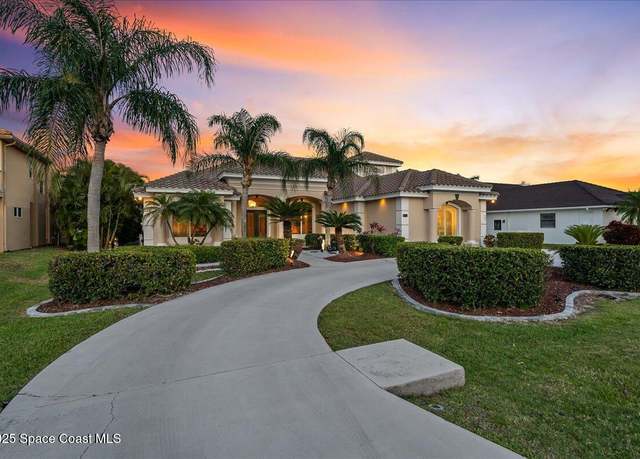 Property at 347 Lanternback Island Dr, Satellite Beach, FL 32937, 4 beds, 3 baths