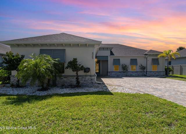 Property at 4065 Negal Cir, Melbourne, FL 32901, 3 beds, 2 baths